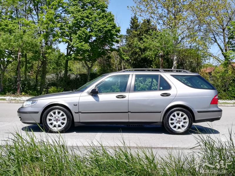 STATION WAGON SAAB 9-5