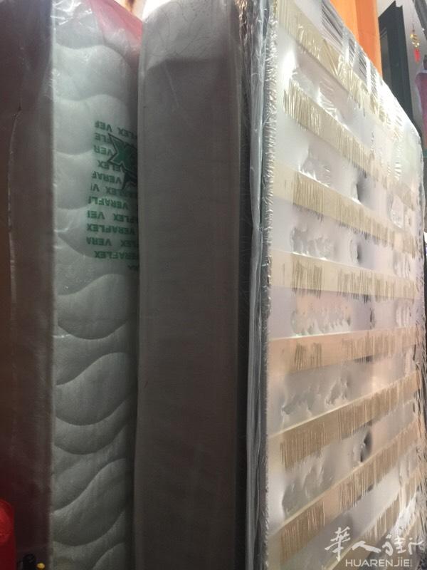 出售“凉席”蚊账蚊帘床垫床架折叠床枕头床单被套等，