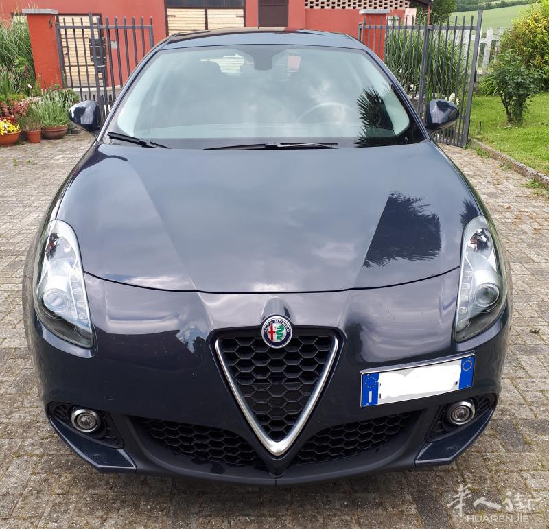 意大利人中国定居,仅三年精心保养 Alfa Romeo Giulietta 出售