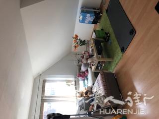 路堡区Schwieberdingen (近Bosch)58平Dachgeschosswohnung 出租