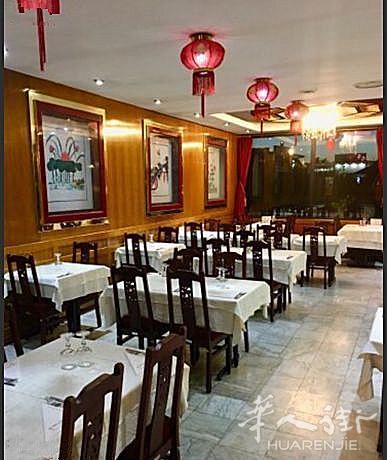 91省300平中餐厅，位于工业区，靠近居民楼、办公室和商业区，人流量多,