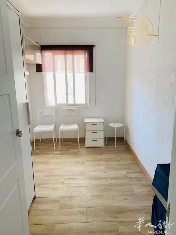🏠一号线tetuan三室一厅新装修，地铁口3mi