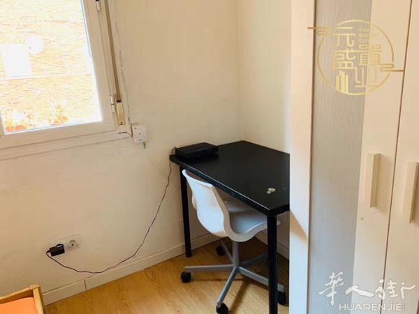 🏠【卡三胡卡三室一厅 装修好 780包水网，整租