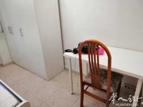 无六号线oporto两单间，二选一，直达康普马理工