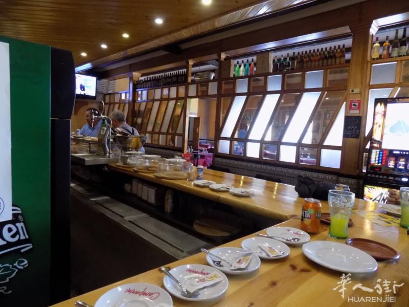 大减价！活跃的餐厅位于Cobo Calleja（Fuenlabrada）的主要区域之一 【原价430.000欧元】