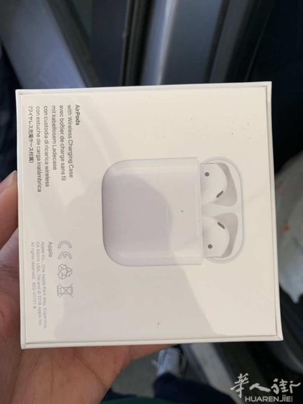 airpods 2代带无线充电 199