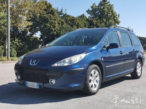 Neopatentato SW Peugeot 307