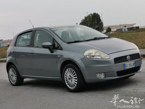 Neopatentato Fiat Grande Punto