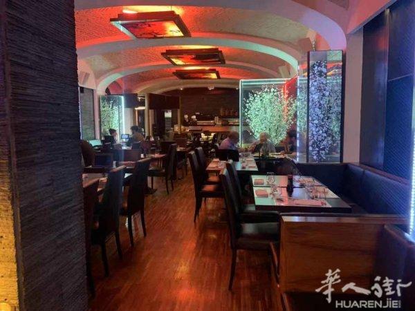 都灵 市中心 大火车站旁边 日本餐出售 有意者 价格好商量。生意稳定。