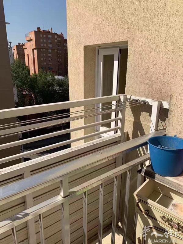 🏠6️⃣Laguna 三室一厅 850欧 火车到
