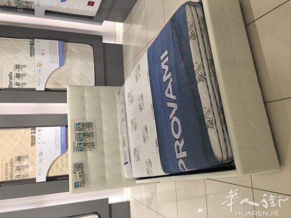 米兰lima区域有张9成新120cm X 200cm长的床架出售