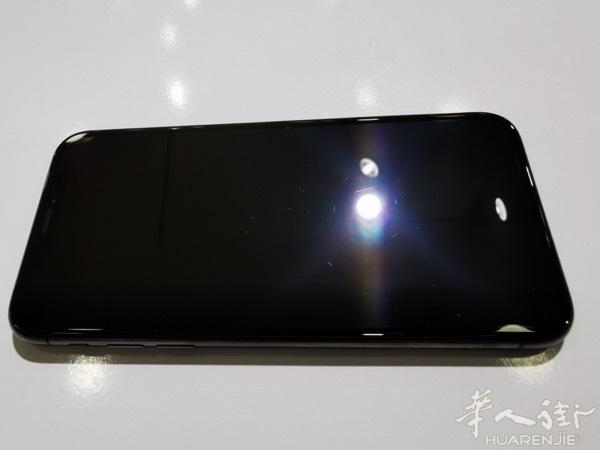 出一台二手 phone x 256gb 黑色， 特