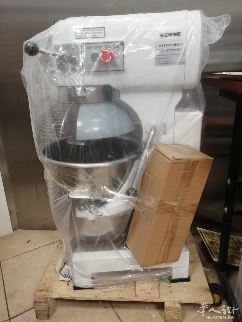 30L 搅拌机，和面机 450英镑