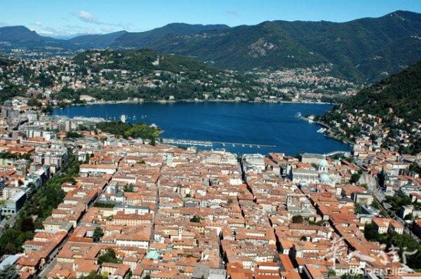 Como bar tabacchi angolo位置
