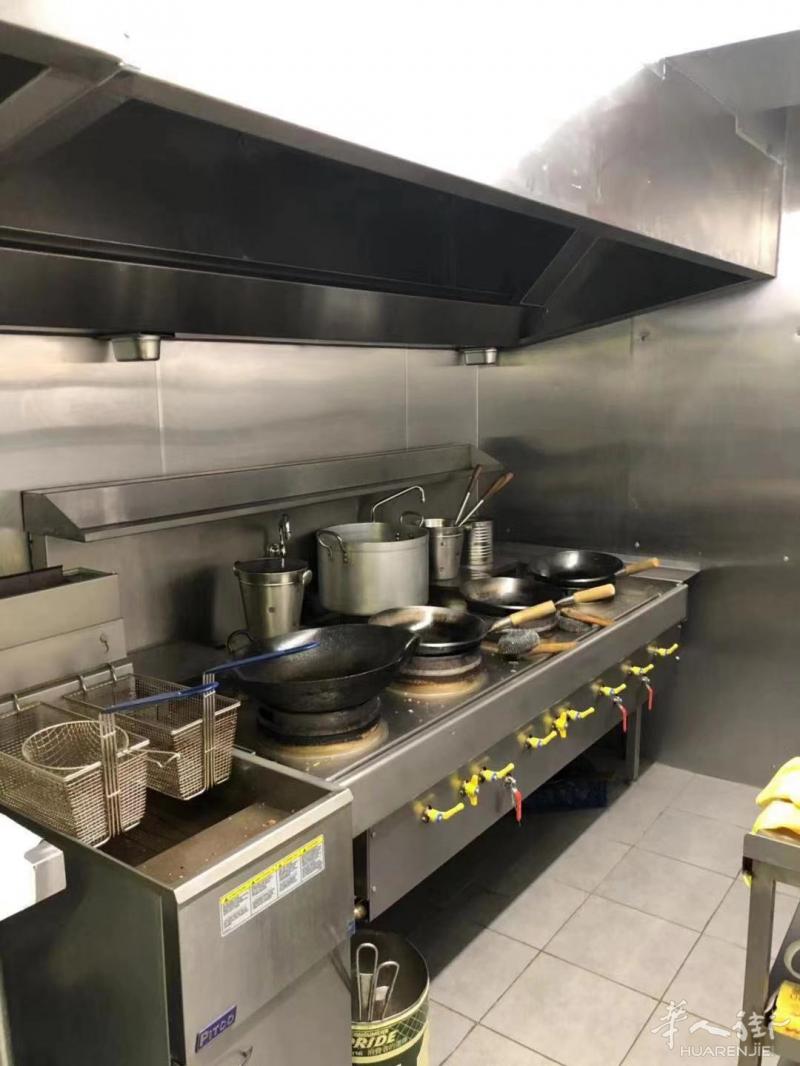 外卖店，送人生财工具基本都是新的