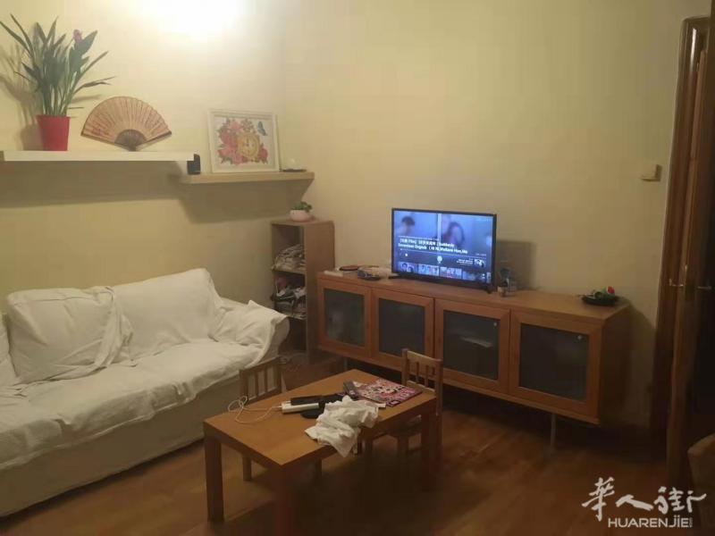 巴塞GLORIES附近温馨单人间出租