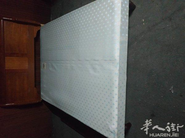 带床头双人床架加床垫四个床肺一百六十包送货