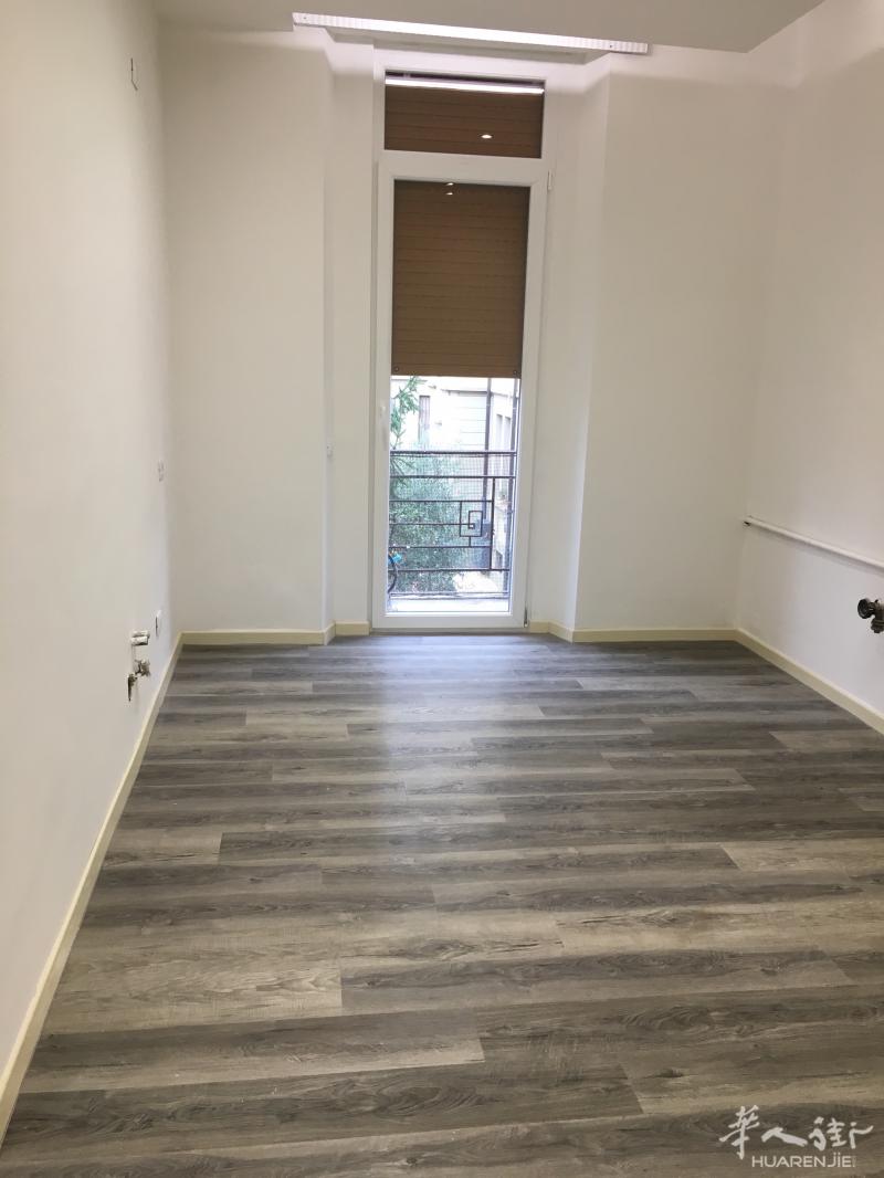 布雷西亚市中心全新装修公寓