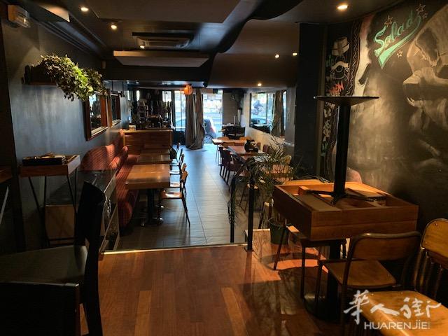 巴黎6区Saint-Michel大街繁华旅游区法国人酒吧餐馆