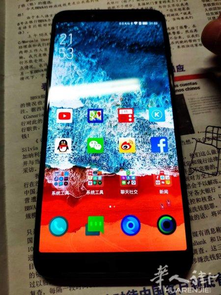 出售自用黑鲨helo 6gb 128gb黑色 有二个手壳270欧可小刀