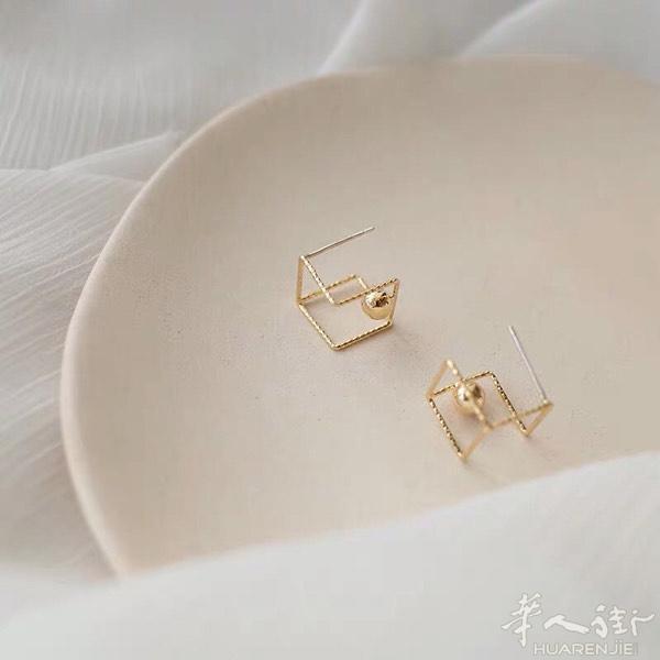 饰品
下滑给加微信