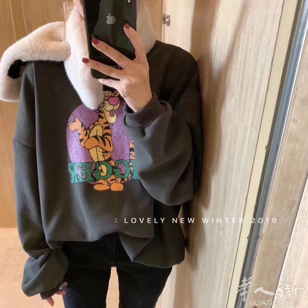 卫衣🧡灰色
​黄金不​倒​绒哦
内​里面​料超舒