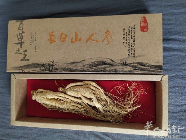 出售阿胶，鹿茸，红参，白参，东洋参