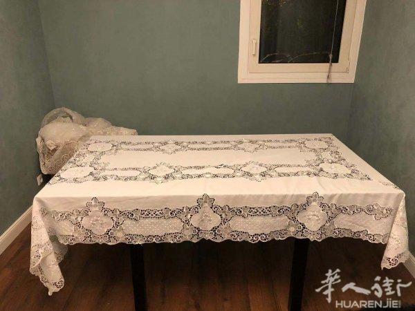 餐桌