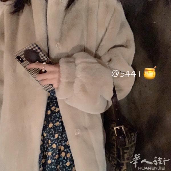：有钱小姐姐外套

均码宽松版 130斤内可穿
超