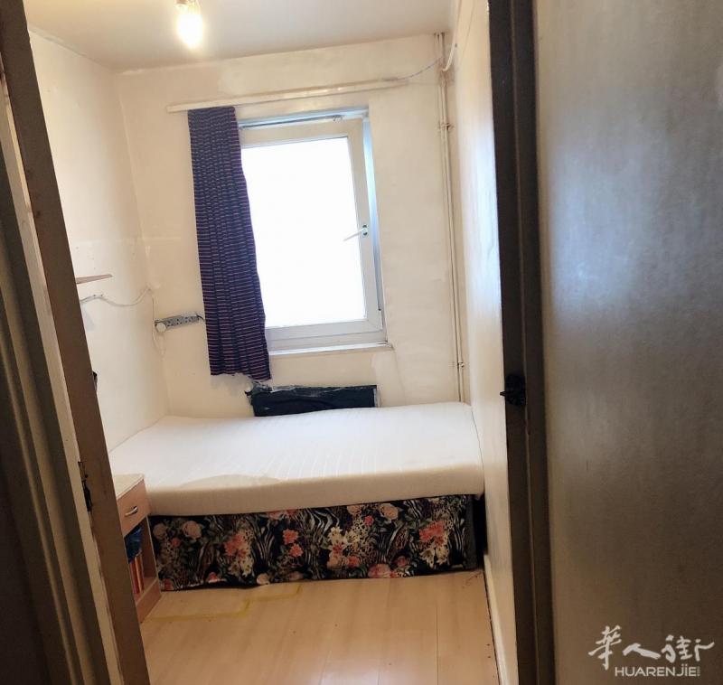 双人间90磅 交通方便