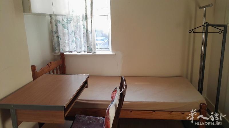 伦敦西六区，3房1厅 House，大单人房出租