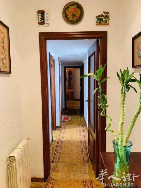 Vista Alegre5路地铁口一分钟 留学生招室友 大床房长期住280欧 有暖气 设备齐全 即日拎包入住 巴士地铁直达大学城