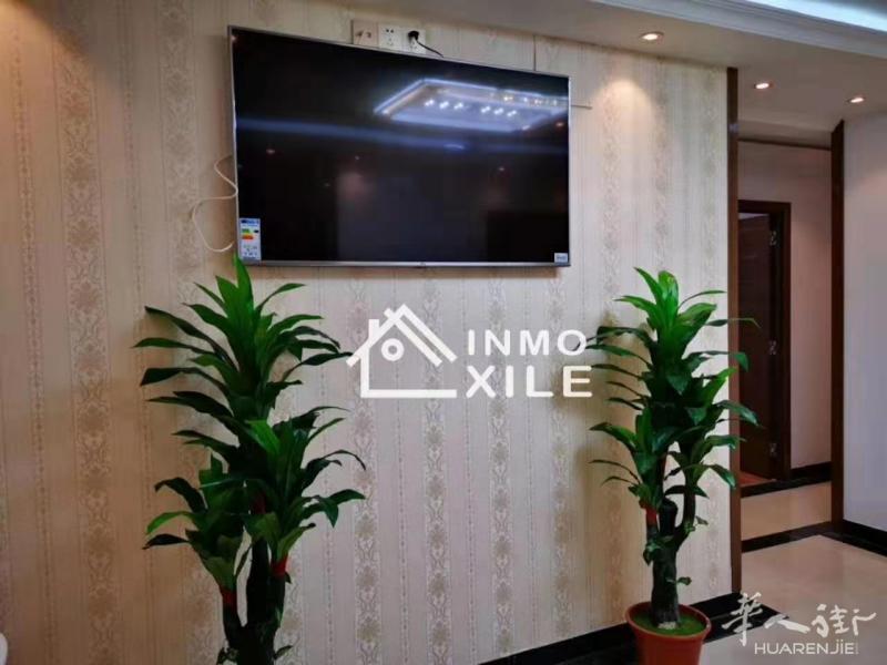 马德里地铁6号线Moncloa学生公寓