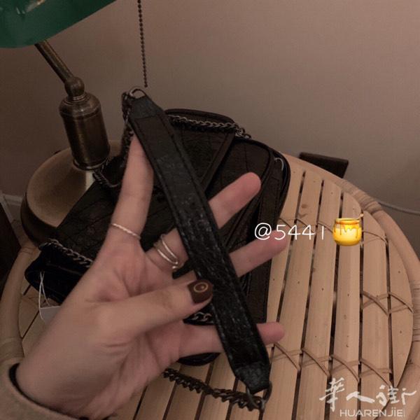 自制niki包 

最新baby小号油蜡皮爆裂纹