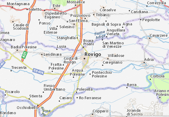 Sala giochi带吧台 Rovigo省 小地方大马路上
