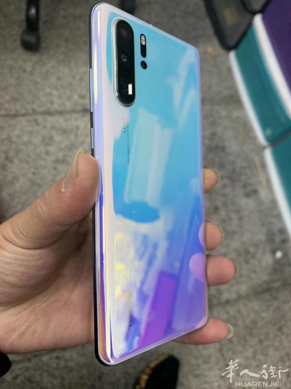 手 华为P30 Pro 256GB 天空之境 还在保修期内