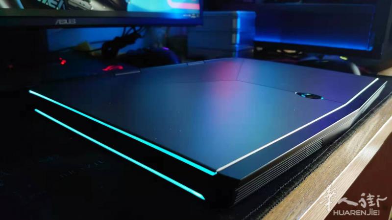 ✅✅青蛙二手✅✅外星人 4K 游戏本