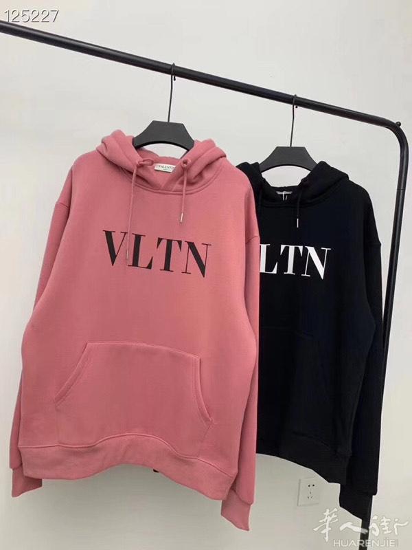 VALENTINO ——
VLTN华伦天‎奴经典‌