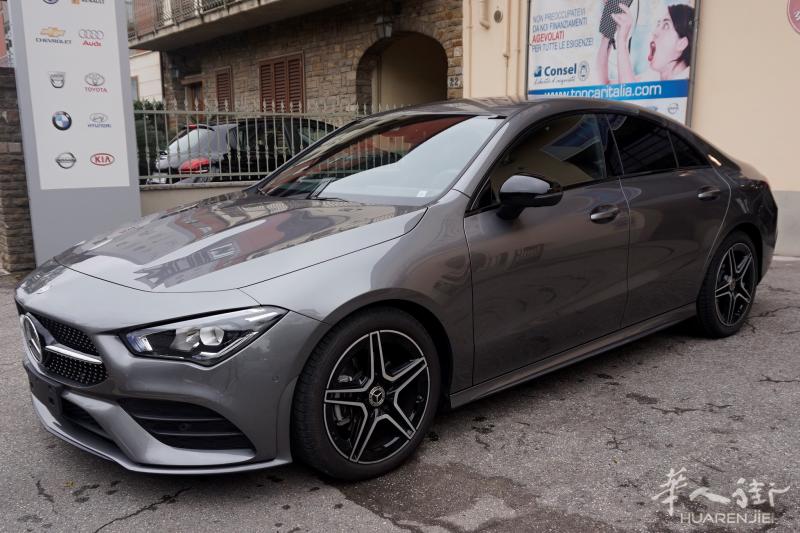奔驰 cla 180d premium 116马力 柴油 自动挡 大屏