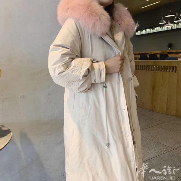 质量好到不行的羽绒服
看毛领哦 实拍图