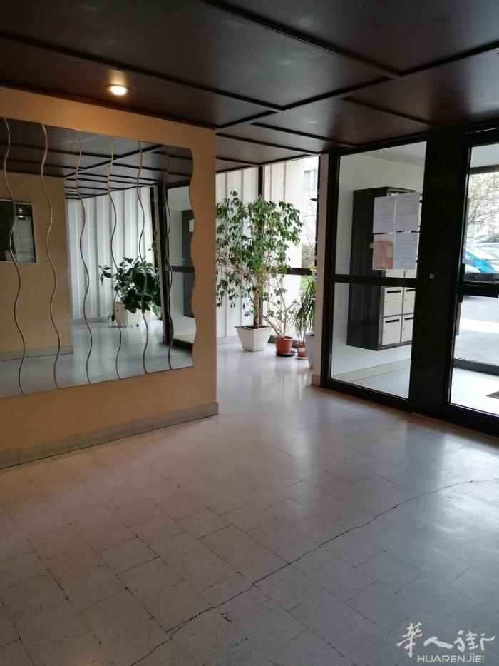 94区Creteil 地鐵maison alfort j.8号线3房1厅2大阳台.