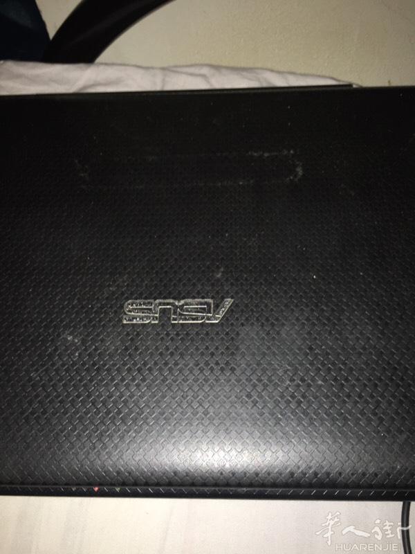 ASUS 二手 6-7成新。  功能齐全。