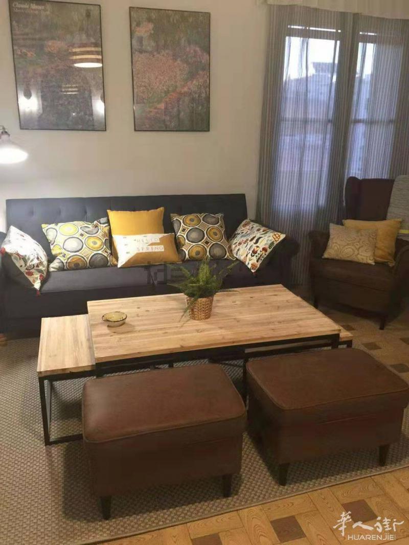 马德里6 2号线 Manuel becerra 3分钟  🏡房型：4房2卫 2厅 1储物间 150平方米