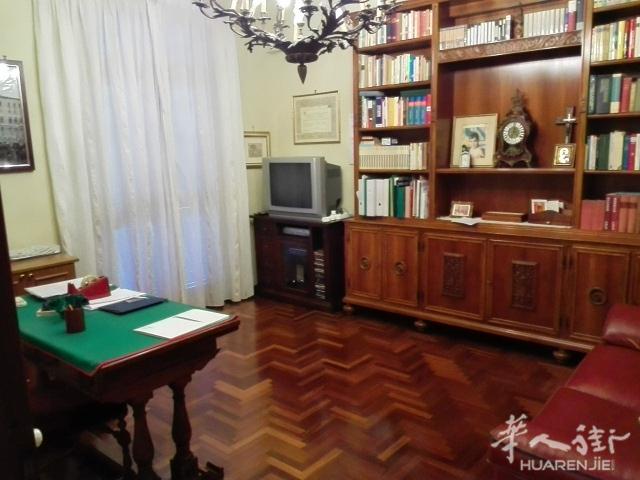 B线地铁 GARBATELLA,90平方米，1000欧元