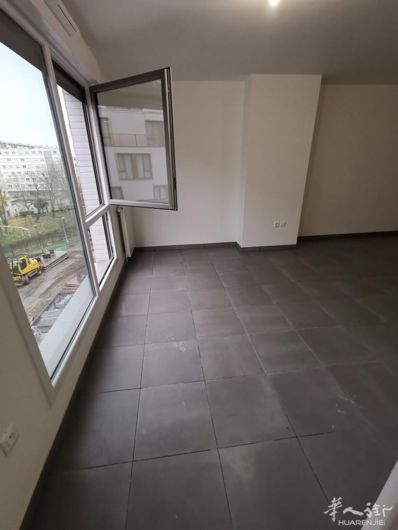 92省Bagneux车站旁2室好房出租