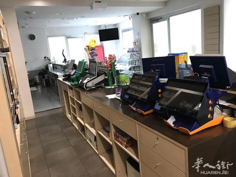 VENDESI BAR TABACCHI PROVINCIA DI BERGAMO - AFFARE在意大利北部贝尔加市有一个烟草酒吧/售货亭。