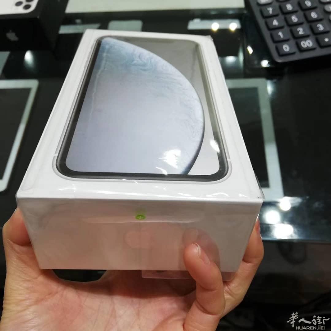 Bari手机店出一台iphone xr 64gb bianco