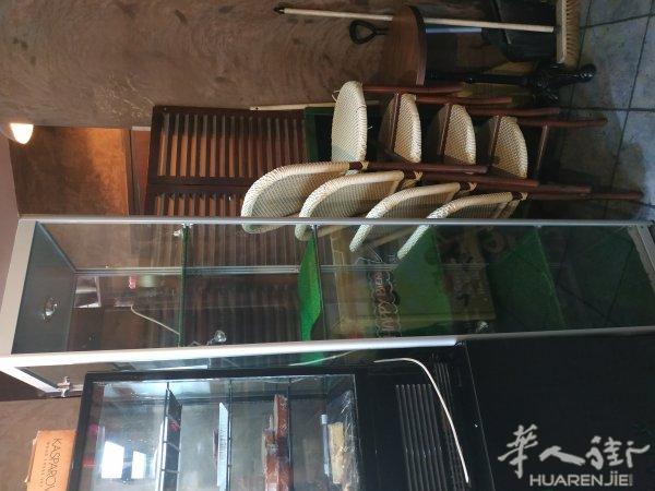 玻璃装饰柜