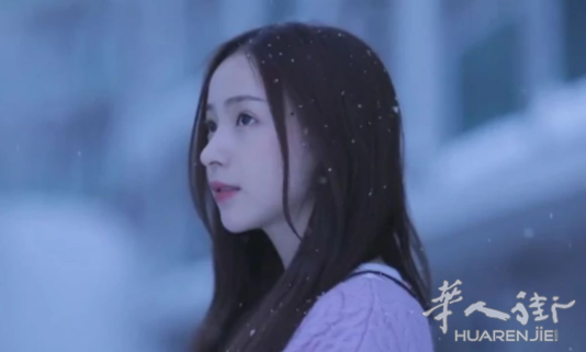 斗鱼女神周二珂,嫁土豪后也想走晚晚的文艺女神老路子?