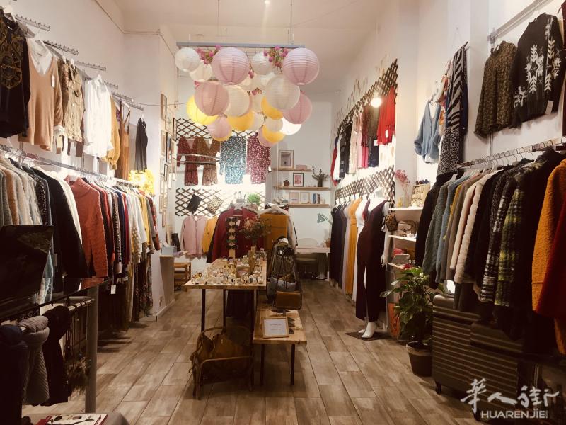 巴塞罗那市中心旅游区精品服装店转让
